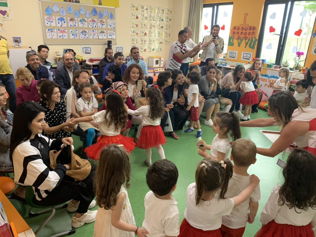 BodrumKoleji's tweet photo. Sevimli Yengeçler🦀Assembly etkinliklerini büyük bir coşkuyla tamamladılar👌Öğrencilerimize ve etkinliğimize katılan tüm velilerimize tesekkür ederiz.@AliRizaLule @SanemBH @KvancBarlas @TijenK @ufukkdnz @esrasert1979 @ayselturgut81 @figentas84 @BodrumDoga @BodrumKoleji https://t.co/xijYv14wlt