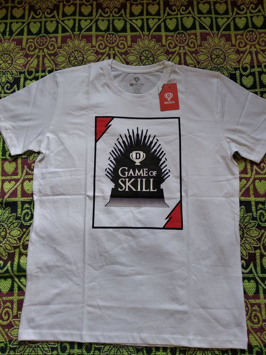 UniqueDream11's tweet photo. Thank you @Dream11 for this lovely T-shirt โค๏ธ
#Dream11 #Unique11
#YeGameHaiMahaan https://t.co/aphJwgZX4r