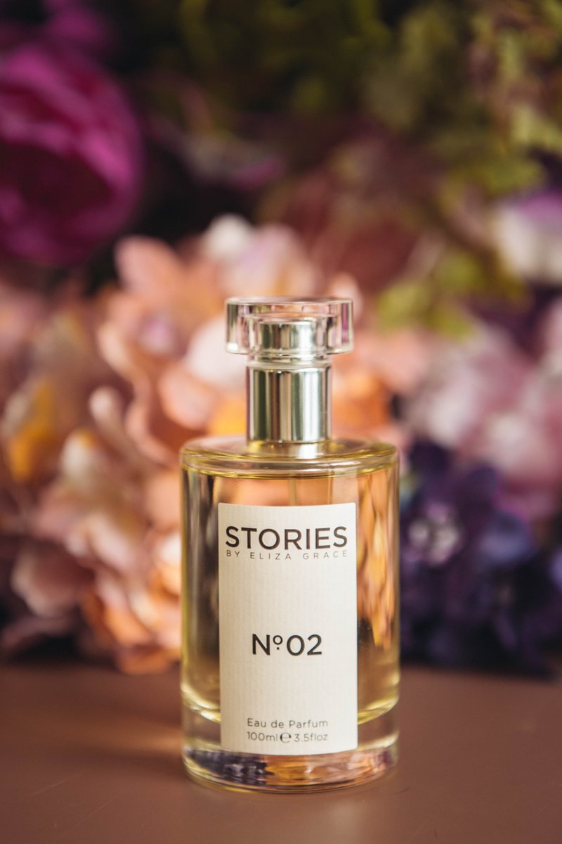 StoriesParfums's tweet photo. Steam distillation is the process by which essential oils are extracted from raw materials.

Read this week’s Focus on Fragrance Journal to find out how the top notes of STORIES No. 02 were extracted 👉🏼 https://t.co/HIZZZxfoNk  

#STORIESJournal #STORIESNo02 #BeautyBlog https://t.co/2L1vEZnlfB