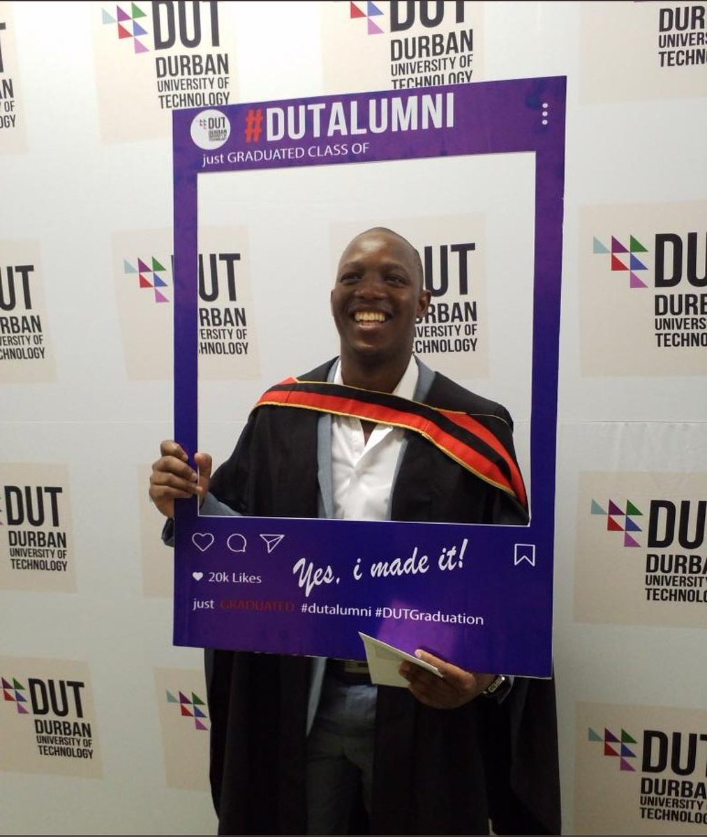 Iam_PHUMEZA's tweet image. Mama they made it @DUT_Tweets faculty of Arts and Design Gradautes #DUTGrad19 #Graduation2019