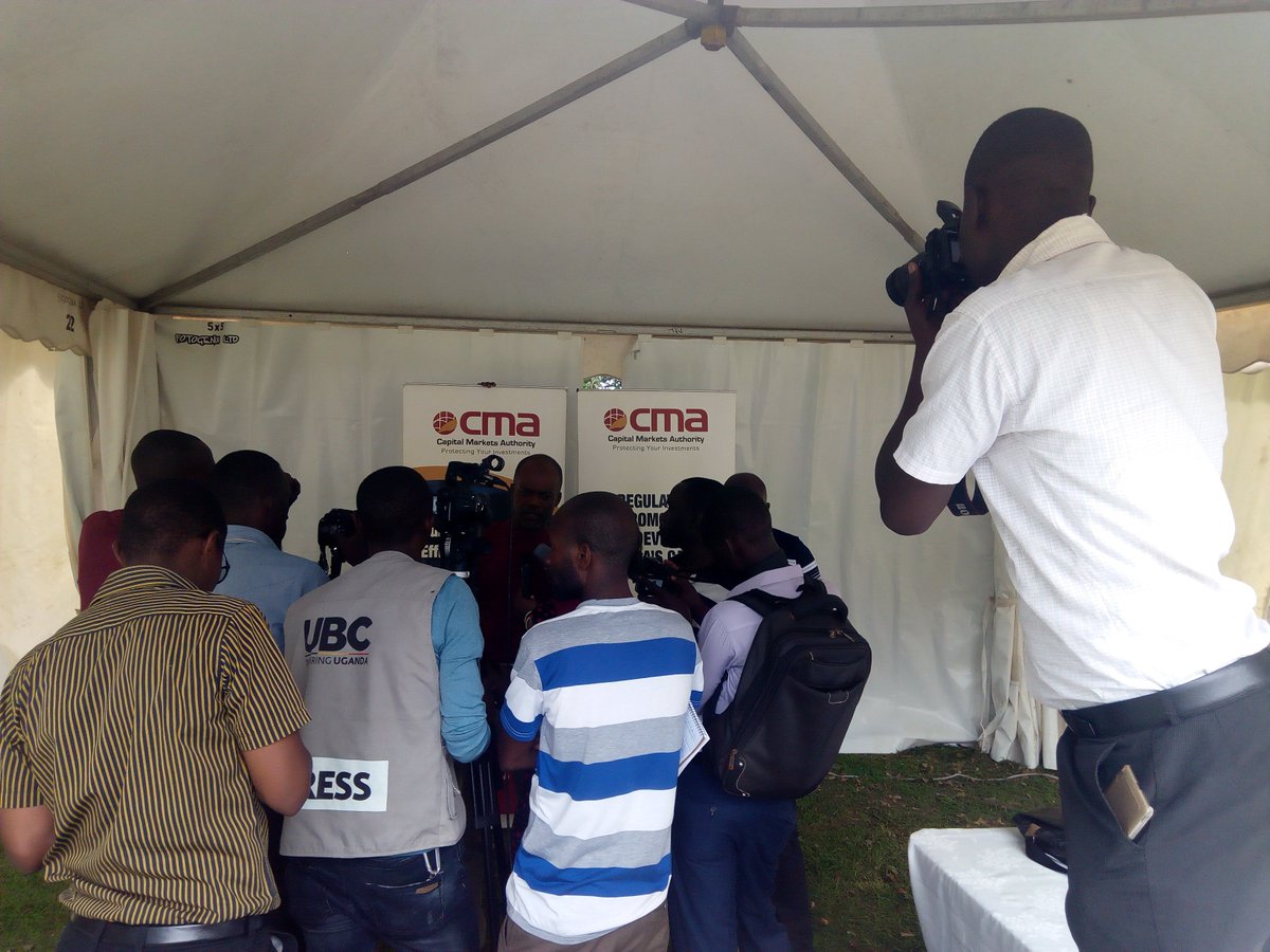 CmaUganda's tweet photo. This is how we #Capture_that_shot @CmaUganda
#CapitalMarketsWeek2019 #PublicExhibition #Going_on_now #ConstitutionalSquare
@kkalyegira @Cnnsamba @oliveojom @NaksOliviel @OpoMoses @fkwebeiha @BritamUganda @UAPOldMutual @USEUganda @CrestedCapital @iceagr @XenoUganda @stanlibuganda https://t.co/6eYOJAEnn7