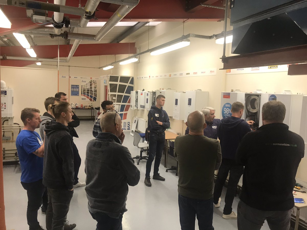 MCatAalbertsIPS's tweet photo. Another fantastic @baxiboilers @MainHeating #Installer #Training Day underway @PrestonCollege today with #TheBestOfTheNorthWest installer base & our trainer George giving the guys hands on training. #Baxi600 #MainEcoCompact https://t.co/BWzLeLzInZ