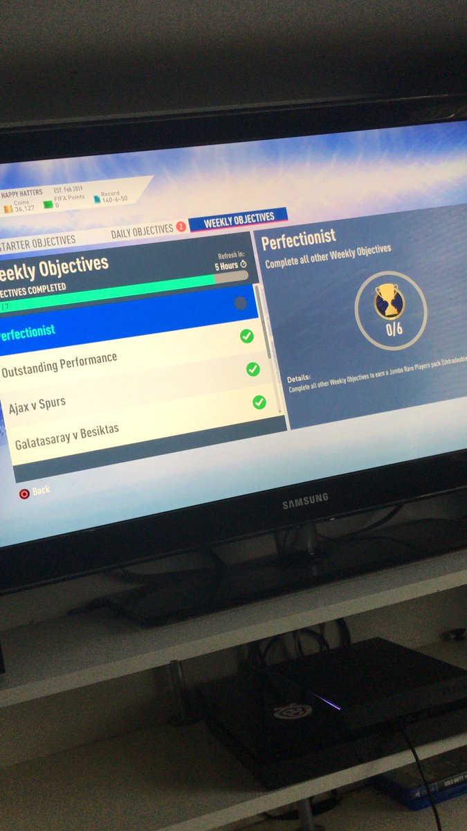 XDANT02X's tweet photo. @EASPORTSFIFA Can you give me my 100k pack please👍 https://t.co/5UBpmu3wGY
