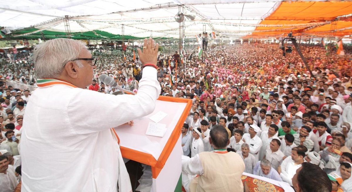 BhupinderShooda's tweet photo. भीषण गर्मी और तपती धूप के बावजूद आज गोहाना में आयोजित ऐतिहासिक सामाजिक भाईचारा रैली में 36 बिरादरी के भाईचारे ने इतना प्यार दिया कि मैं आजीवन अहसानमंद रहूँगा। नतमस्तक होता हूँ आपके बीच! https://t.co/a8v2gEva9X
