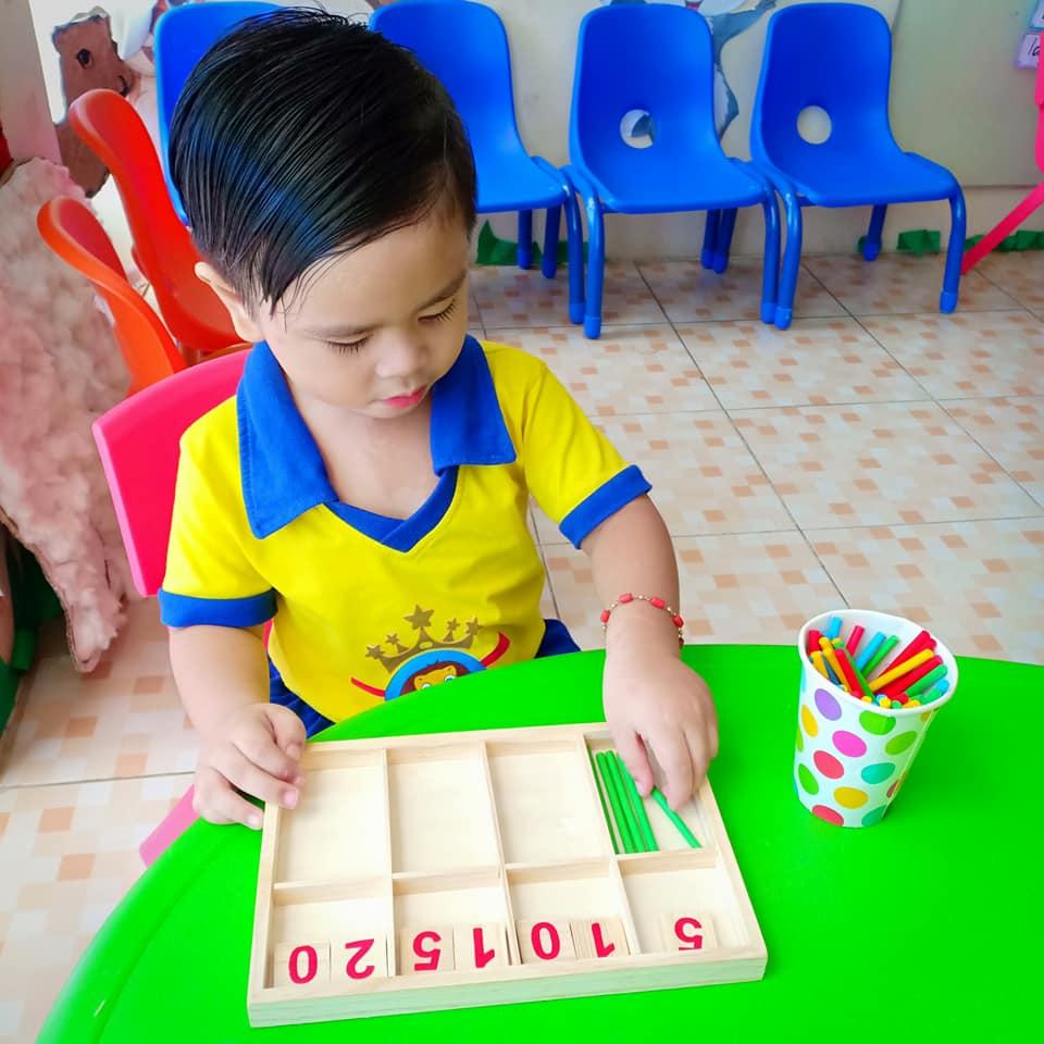 StockBridgeIntl's tweet photo. The adventure of life is to learn. - William Arthur Ward
#OneJIB #SAIS #SAISGensan #StockbridgeWay #Learn #Play #math #mathematics #mathskills #mathisfun #Engagement #Counting #SmartExplorers https://t.co/k3C4rbGGbF