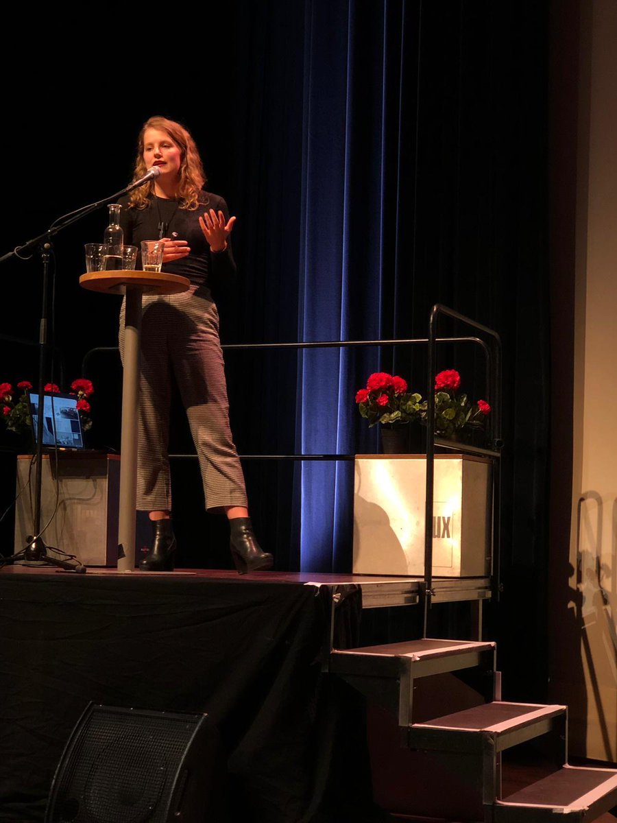Het Architectuur Centrum Nijmegen (ACN) organiseerden 15 april een avond Gelukkig wonen = Samen stad maken, waar onze Roos een lezing gaf over de relatie tussen geluk en architectuur/stadmaken.