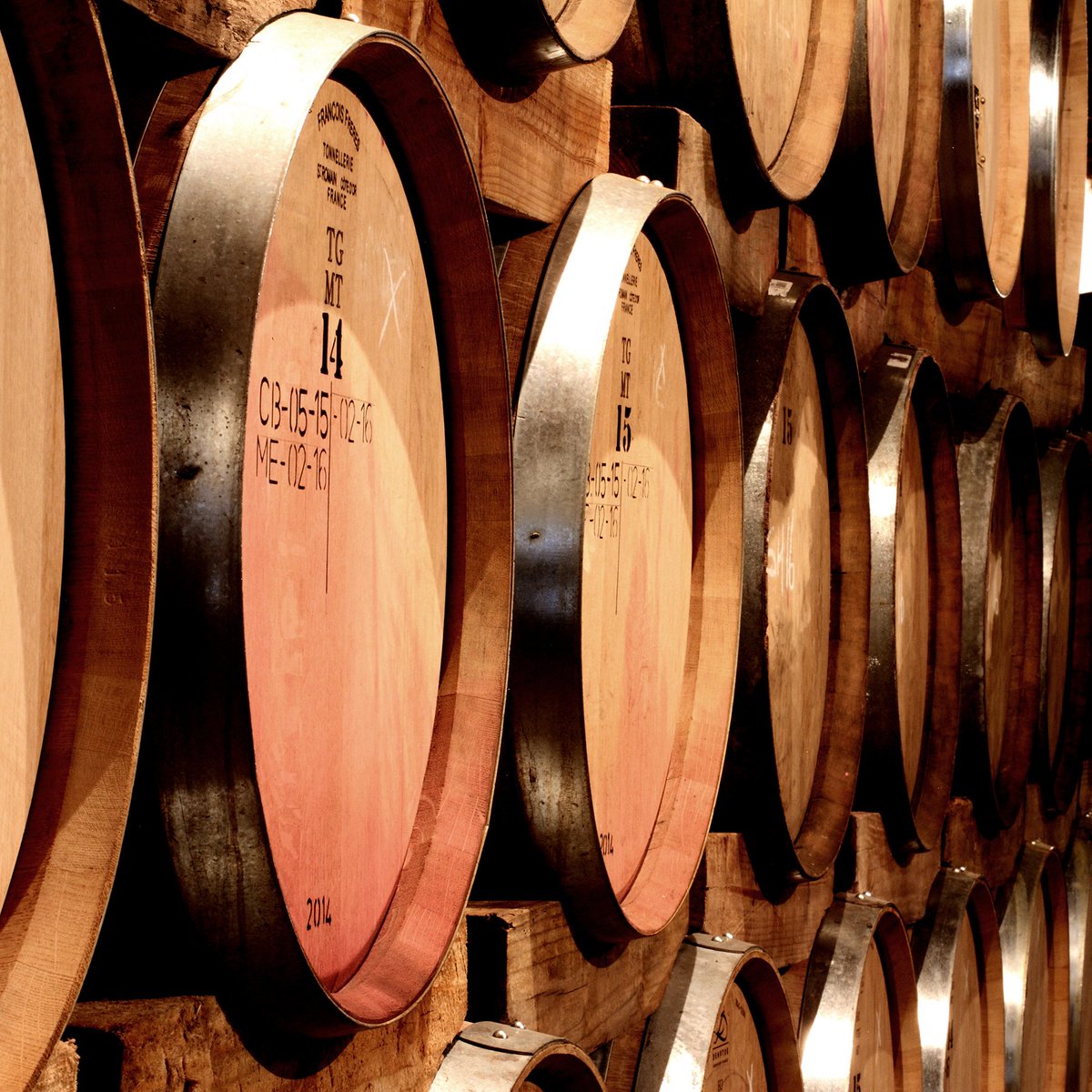 Vergenoegd's tweet photo. Have you entered our exclusive Barrel of Wine GIVEAWAY at Vergenoegd Löw Wine Estate? Simply purchase any 24 bottles of Vergenoegd Löw wine and drop your invoice with your contact details into the box in our tasting room! For more info and details, visit our Facebook events page! https://t.co/I0DxswNQ6o