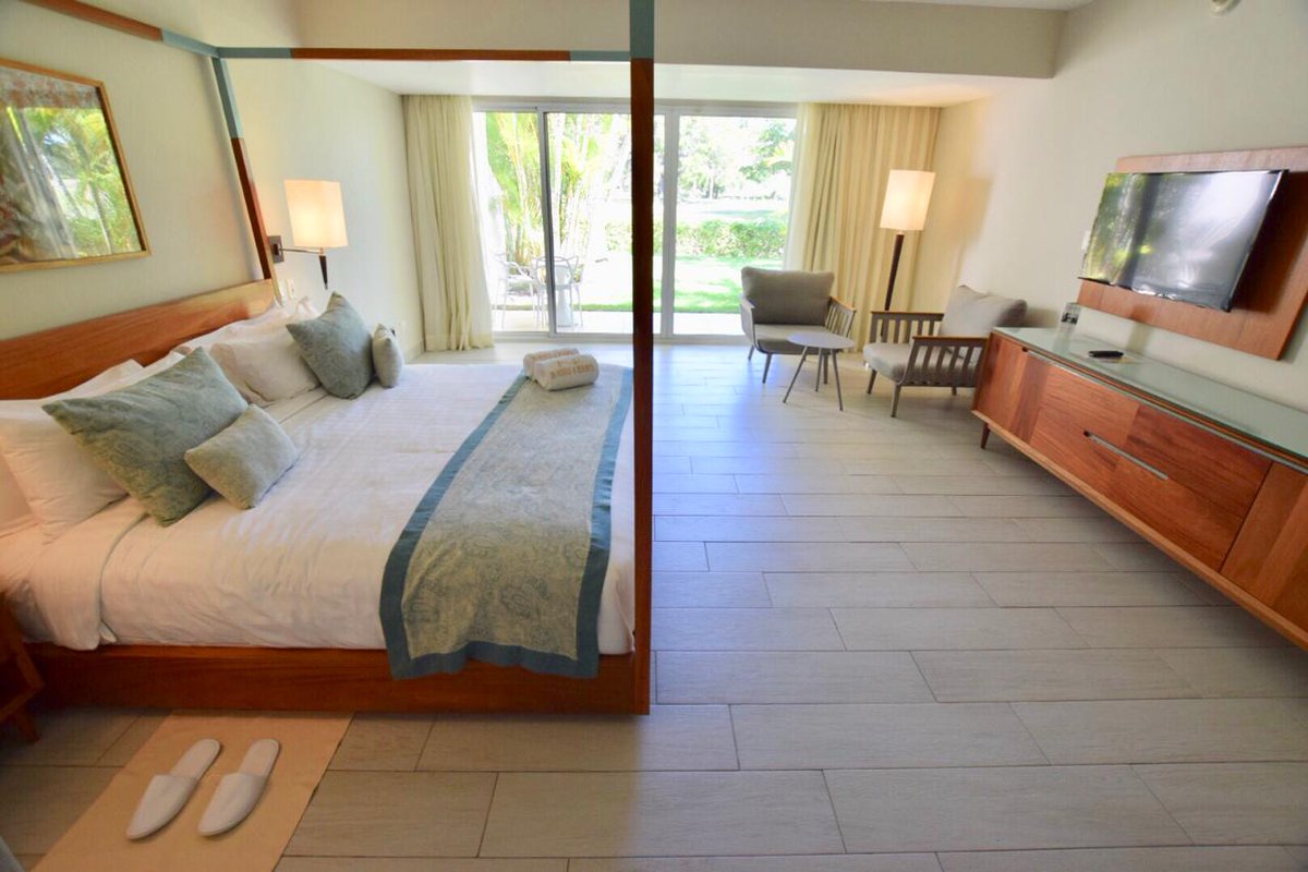 2MonkeysTravel's tweet photo. All-Inclusive Stay! We got a Royal Treatment brought to us by the Royal Pass! #WanderWisely #travelocity @travelocity
#VHAtmosphere #PuertoPlata #RepublicaDominicana #TwoMonkeysSailing @dominicanrep_UK @GoDomRep #GoDomRep Check it here ➡ https://t.co/3dM0l3eBLO https://t.co/TtXzJPIOpb
