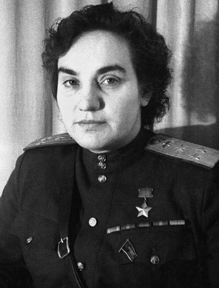 Евгений Спицын on Twitter: "Сегодня, 10 мая, родилась знаменитая ...