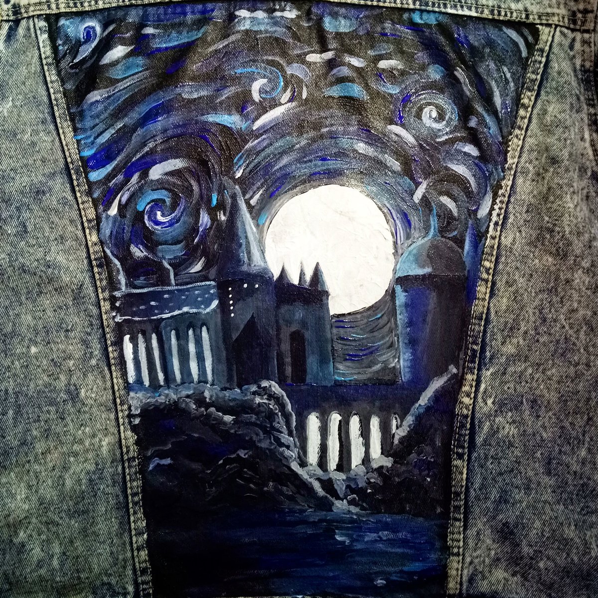 Vswildart's tweet photo. This was today's twitch progress I'll be finishing this up tomorrow and possibly starting up a wood burning!
https://t.co/V9zZOty6BK
#twitch #twitchstreamer #art #Supportsmallstreamers #paintedclothes https://t.co/fdGG0mHI2q