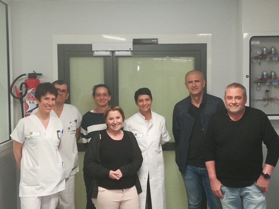 EDH_MarieMar20's tweet photo. 48ème étape du #TDH2019 : Théo, en stage à @HopitaldeNiort,  a choisi de mettre en avant "handisanté: le service destiné aux personnes en situation de handicap psychiques et discompliantes aux soins. Le #TDH2019 va désormais se poursuivre en @iledefrance https://t.co/qZCR2ltRnp