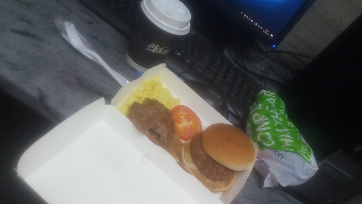 punksbear's tweet photo. Good Morning except @McDonalds
&amp; theirdryest breakfast which I'm never getting btw😠😠😠😠
#FridayFeeling https://t.co/8YT4Y96omm