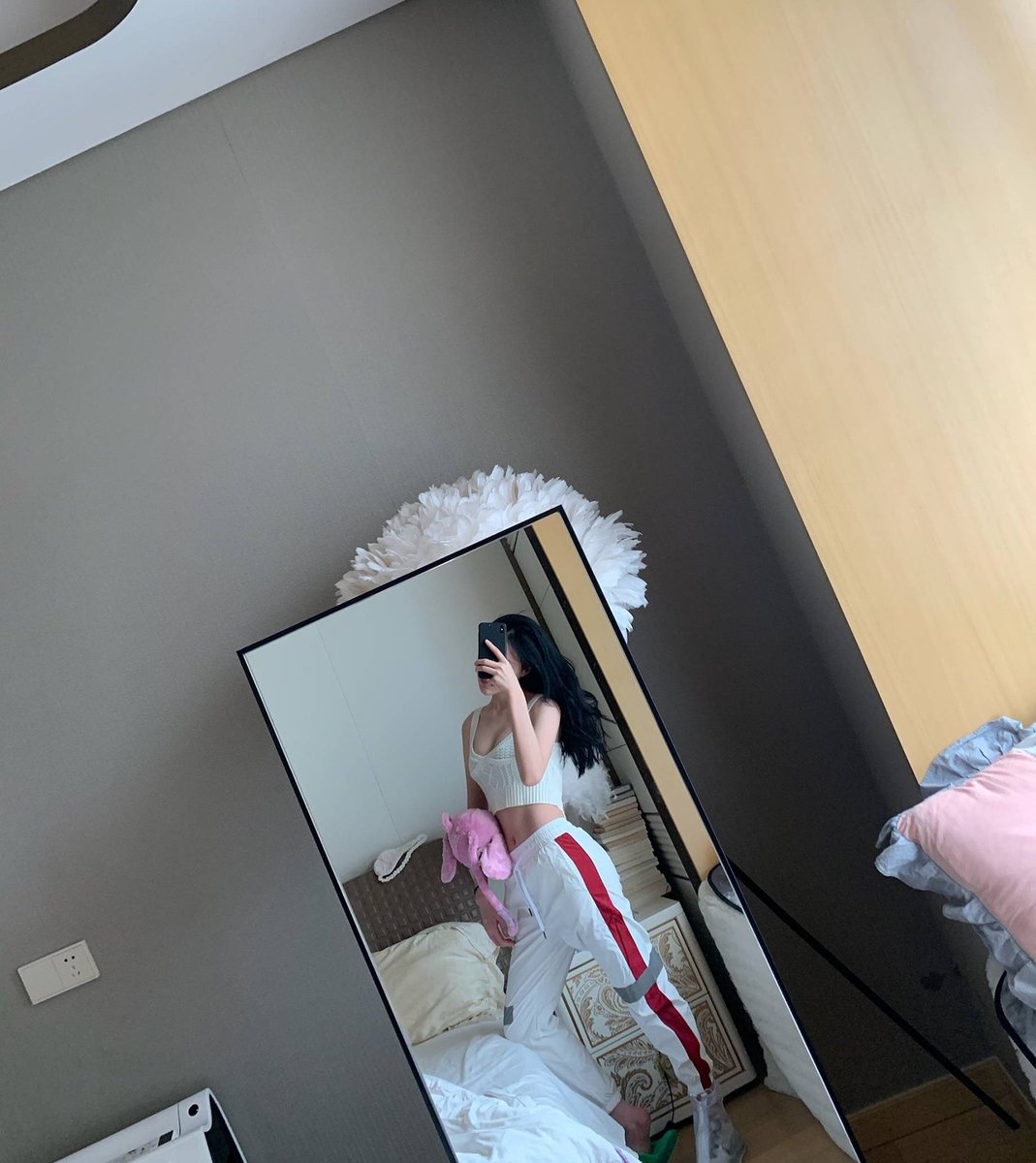 xiaomao2019's tweet photo. 🐼哈 https://t.co/LLURTWxpWL