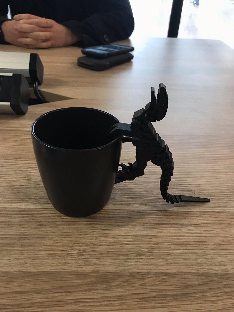 RaptorTech_'s tweet photo. What have we got planned for these little #3Dprinted raptors? 

#3dprinter #raptor https://t.co/MDc2goLopa