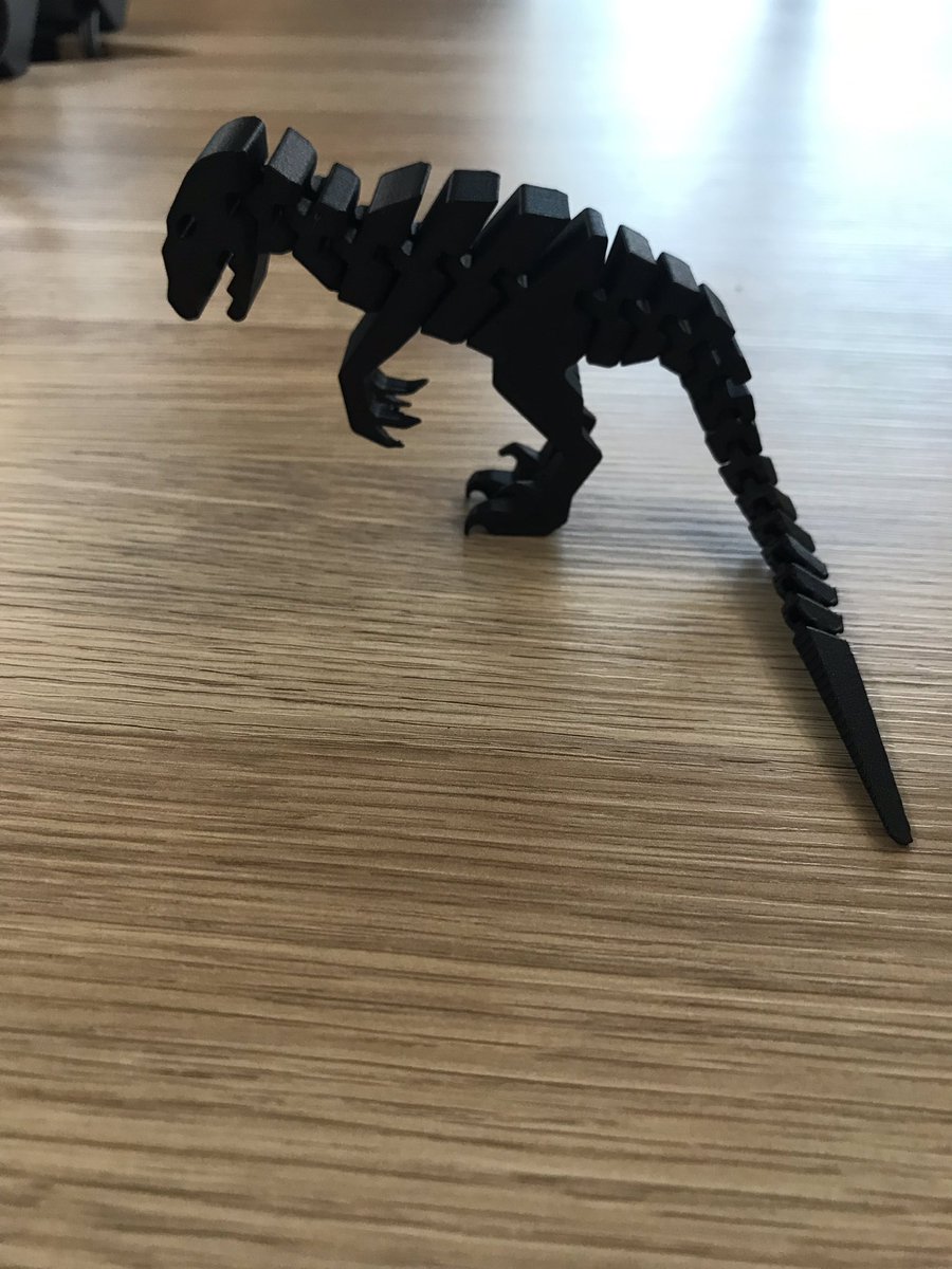 RaptorTech_'s tweet photo. What have we got planned for these little #3Dprinted raptors? 

#3dprinter #raptor https://t.co/MDc2goLopa