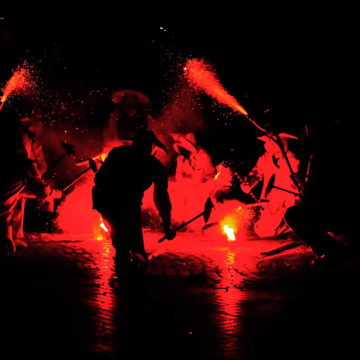 diablesrecerca's tweet photo. II Concurs d’enceses de Catalunya #ConcursFDDC #DiablesBorgesBlanques #BallDiables #Correfoc #Dimonis #Diables #PaïsosCatalans #Catalunya #DiablesiCorrefocs #SomCultura #Foc #Correfocs #DiablesRecerca https://t.co/vdq3i9hvNl