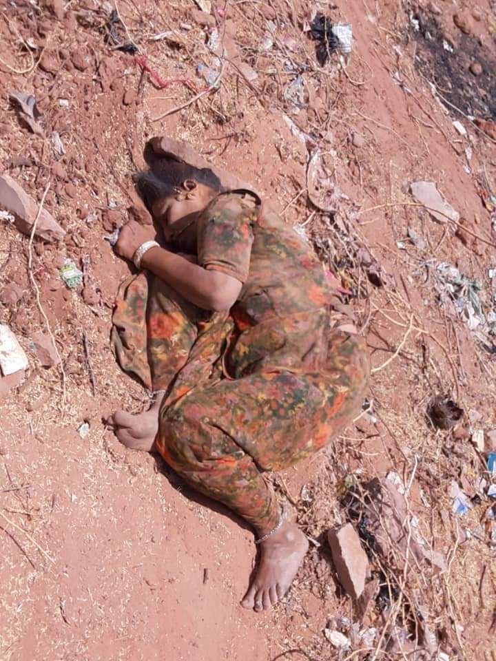 7785420mahi's tweet photo. राजस्थान में ये क्या हो रहा है 1 महीने में 16 बलात्कार 2 दुल्हन का अपहरण।

कहाँ मरे वो लोग जो कहते थे वसुंधरा तेरी खेर नहीं।

अब वक्त है अपनी गलती सुधारो और चोरो और लूटेरो  और गुंडो को बाहर फको। https://t.co/U48CplqDAH
