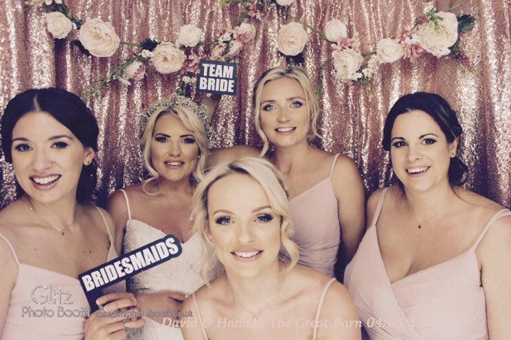 GlitzPhotoBooth's tweet photo. #devonwedding #wedding #Friends #family @TheGreatBarn #photobooth #glitz @DevonHours @Exeter_Hour @thisisexeter @Torbay_Hour @Plymouth_Hour https://t.co/kshkb9SwNC