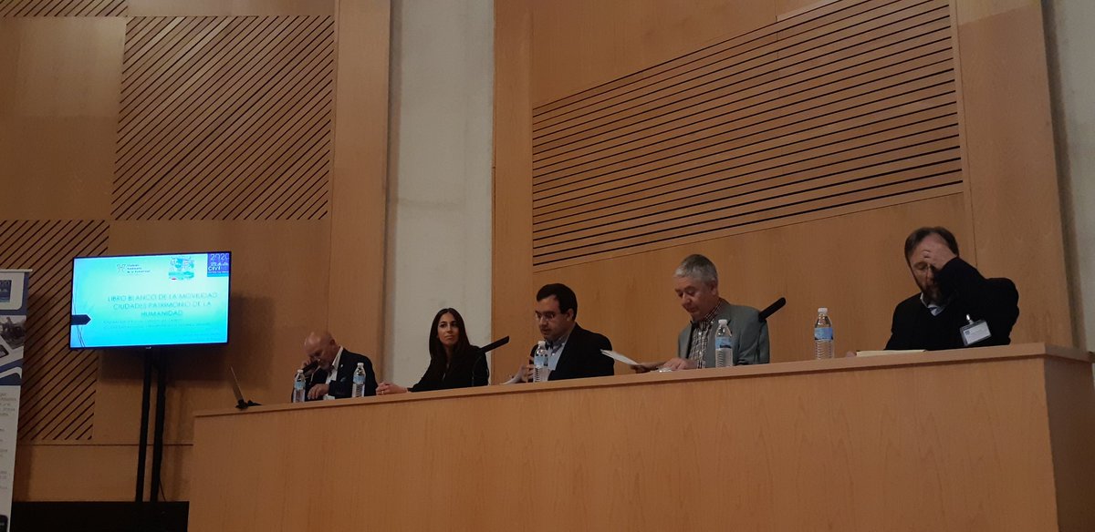 revistacesvimap's tweet photo. Todo preparado para que #CESVIMAP cuente su experiencia sobre #vehículoeléctrico en el foro #Civinet 2019.
Con #Avanzabus y #Empark https://t.co/pVn80FbASC
