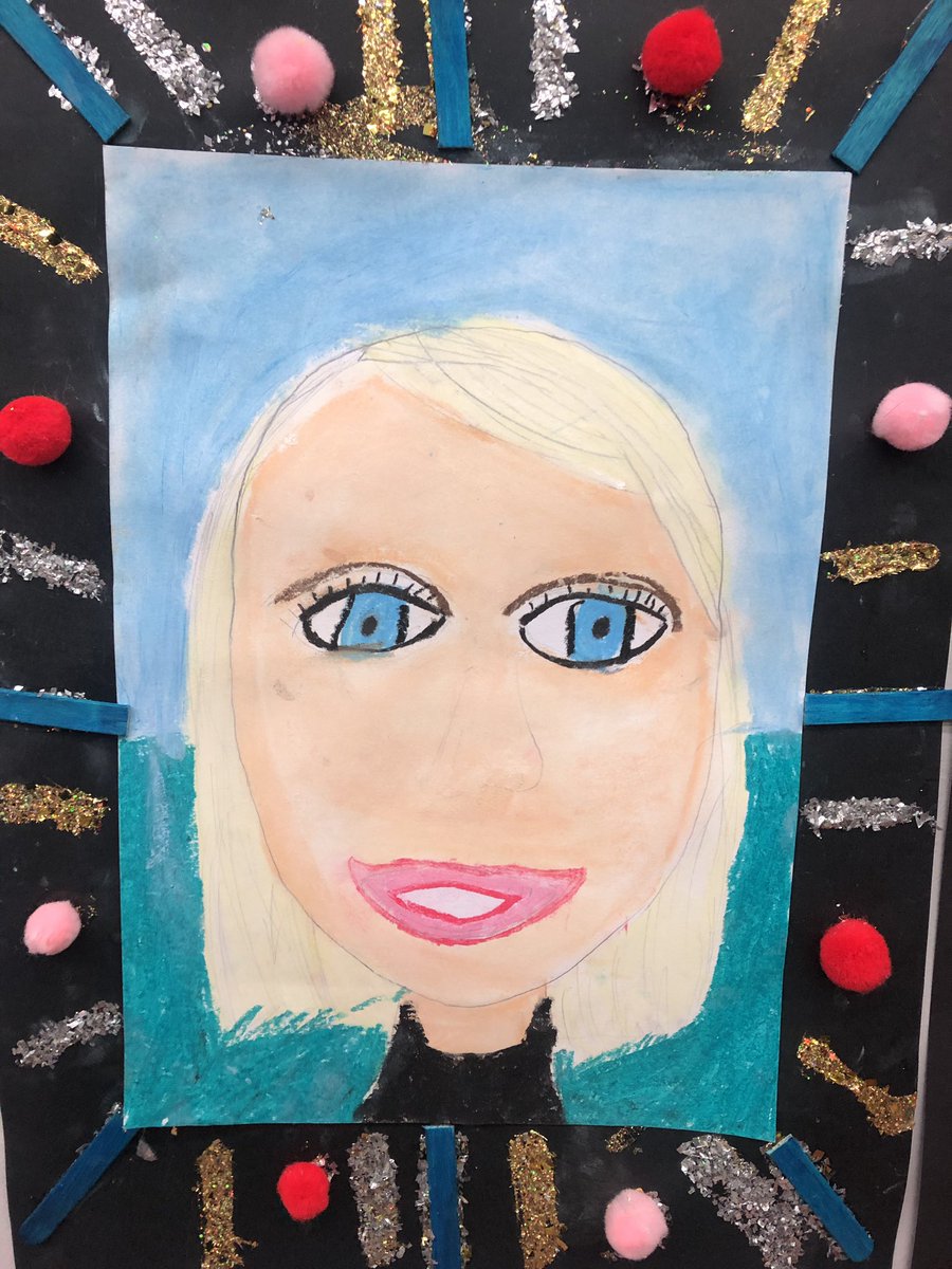 BrontePublic's tweet photo. When we draw for our Mums ๐ #howspecial #treasurethemoments #artists #HappyMothersDay2019 โค๏ธ https://t.co/jouXDxFpVk