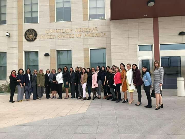 CEDHBC's tweet photo. La Ombudsperson de Baja California, Melba Adriana Olvera Rodríguez, participó como moderadora del panel "Recursos para mujeres en el liderazgo público" organizado por la Cónsul General de Estados Unidos en Tijuana, Sue Saarnio, y la Cámara de Comercio de San Diego. https://t.co/QRnaEWKaEs