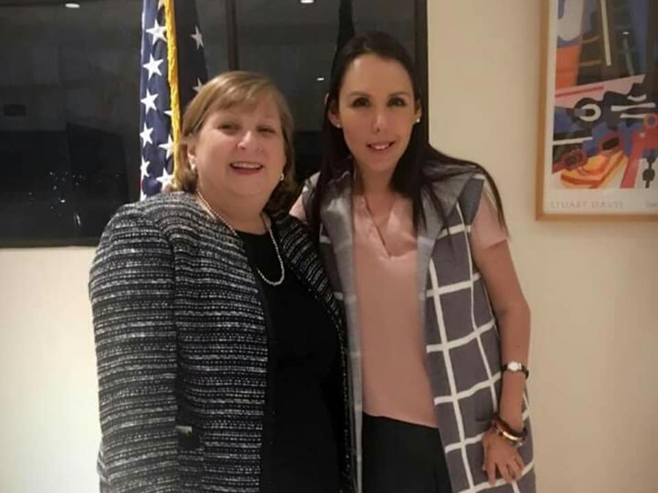 CEDHBC's tweet photo. La Ombudsperson de Baja California, Melba Adriana Olvera Rodríguez, participó como moderadora del panel "Recursos para mujeres en el liderazgo público" organizado por la Cónsul General de Estados Unidos en Tijuana, Sue Saarnio, y la Cámara de Comercio de San Diego. https://t.co/QRnaEWKaEs