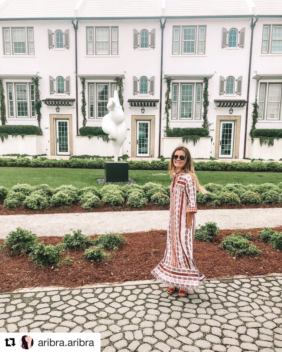 30a_on's tweet photo. Slay on 30A #slayon30a #dayson30a #sunnysouthwalton #30agetaway #30ahomeaway #fashion https://t.co/e5Nq9MuJXs
