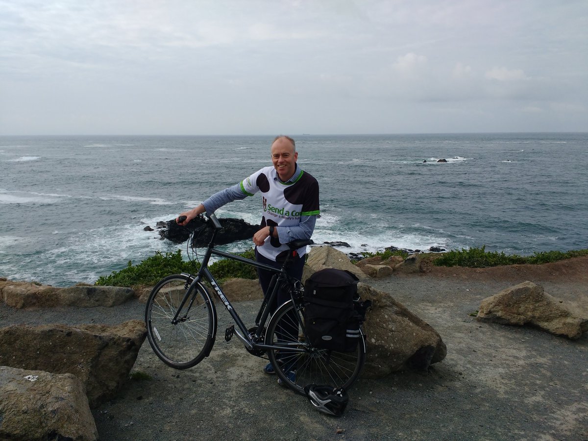 grassfedsheep's tweet photo. One man and his bike! Waving off @iantremain on his epic ride from South to North in aid of @SendaCow https://t.co/o0r7Gmrjez