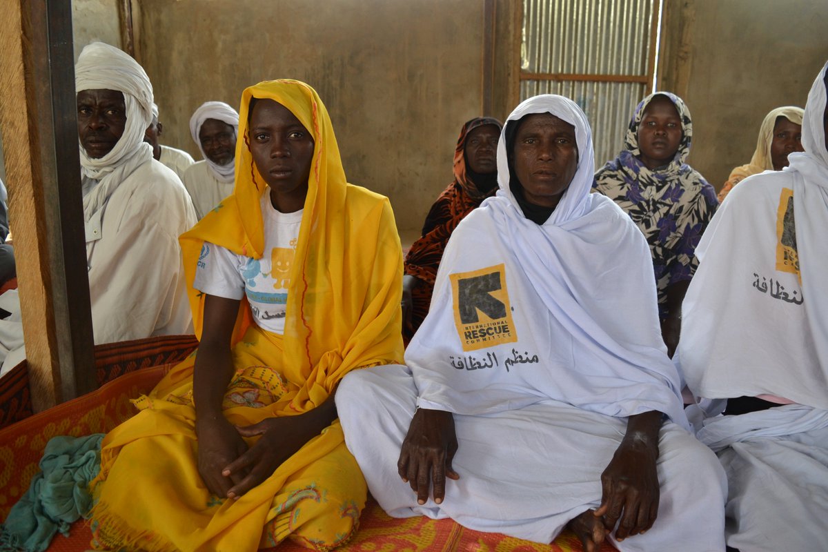 As a woman,I am first a mother and responsible for the property:hygiene and sanitation concern me directly.With the formation of water management committees <a href="/theIRC/">IRC</a> #Chad,I will educate other women about danger of consuming dirty water and living in a dirty environment <a href="/StatePRM/">Bureau of Population, Refugees, and Migration</a>