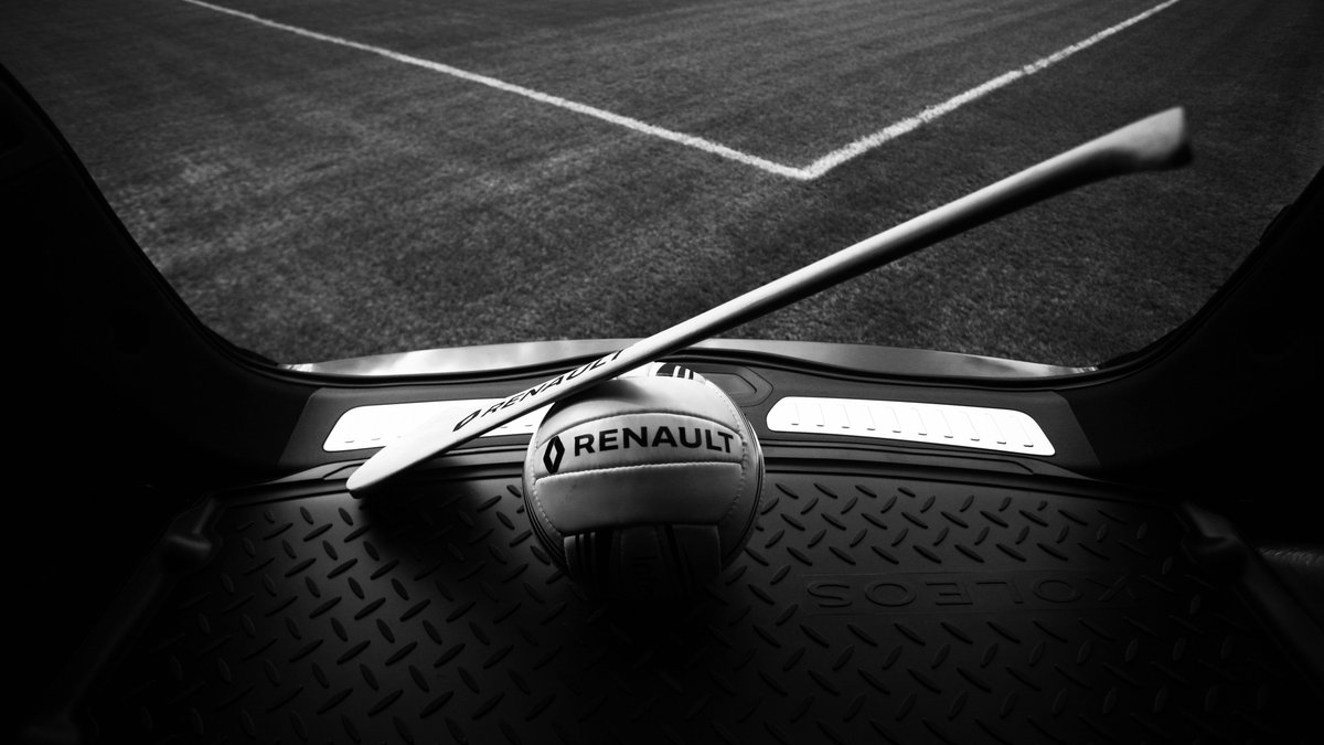 renaultireland's tweet photo. We're in for a treat this weekend with plenty of #GAA action.

Saturday sees Wexford take on Kilkenny with the Dubs taking on The Tribesmen in the Leinster GAA Hurling Championship.

Then it's Tipp V Limerick and Clare V Cork on Sunday in the Munster Hurling Championship 🙌 https://t.co/twt3oATvFF