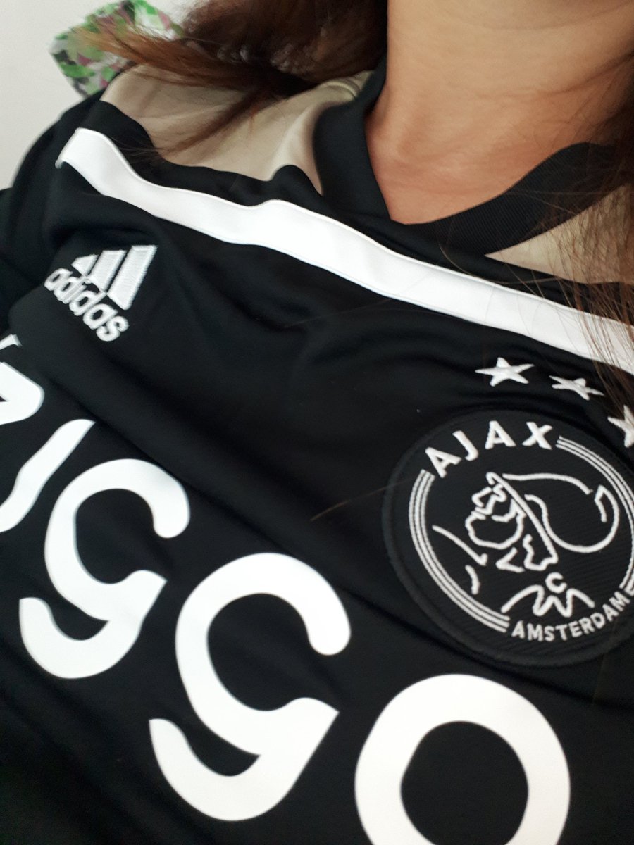 𝕄𝕒𝕣𝔹 tweet media