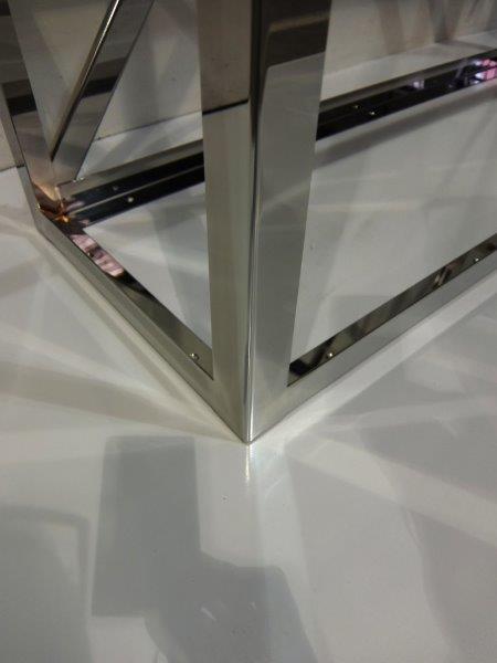 HMSteeltech's tweet photo. More than stainless, bespoke bright polished stainless displays. GC or DM for more details. #retail, #luxury , #Bremont https://t.co/8Q10IC93yr