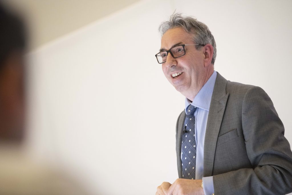 Duncan's Friday message has a fresh look as of this week! bit.ly/2vQmyK4 Discussing leadership in St Helens, this week's air quality headlines, a new AHP strategy, our PHOF updates and some new funding to tackle rough sleeping.