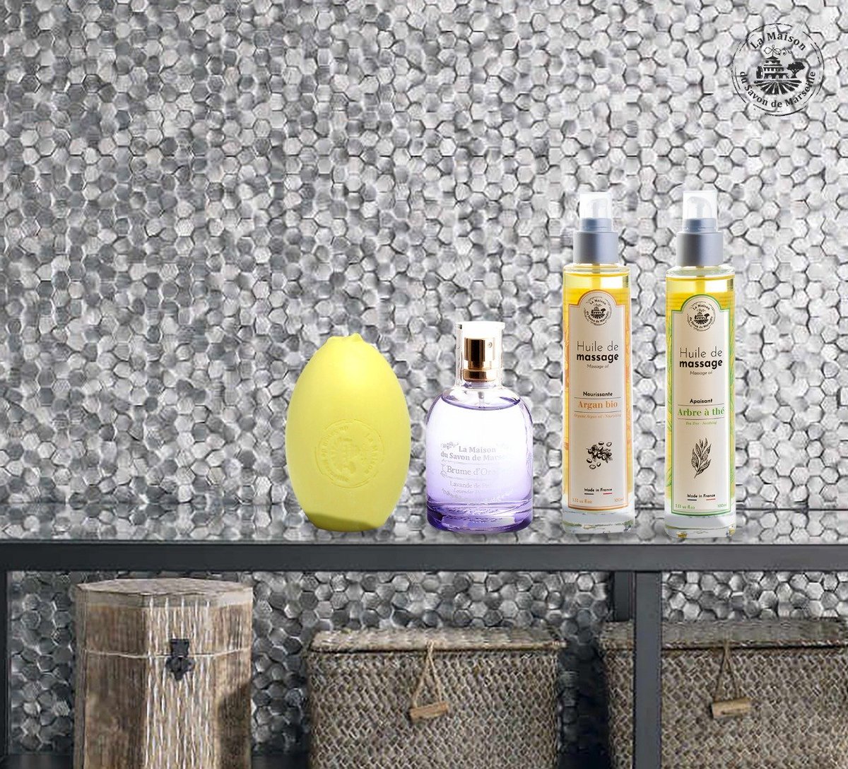 lamaison_uae's tweet photo. Switch from chemicals to all natural. Pamper your skin with La Maison du Savon de Marseille's range of all natural Frech beauty products.
 استبدلي المواد الكيميائية  بسحر الطبيعة. دللي بشرتك مع مجموعة  لاميزون دو سافون دي مارساي التي تشمل جميع منتجات التجميل الطبيعية. https://t.co/VllvDv5U3j