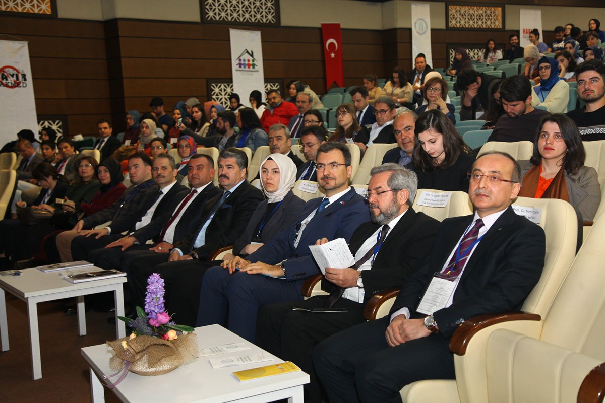 ybuankara's tweet photo. Üniversitemizde Bağımlılıkla Mücadele Sempozyumdan Kareler
https://t.co/5i2mor6nRS
#ÜniversitemAYBÜ #AYBUBMS19
@drMetinDogan @usanfatih @aricankazim @ybunikonsey @AybuMucadele @AfakYbu @YBUfotograf @Aybu_mgt @aybudhob @Aybushk @EngelsizYbu @MecYbu https://t.co/4falNMP2JV