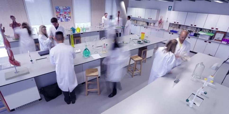 DigitalParade_'s tweet photo. The importance of Social Video Content for the scientific community is ever more apparent and can help break down the stereotypes involved in working in the industry https://t.co/hGHF4ufl6H https://t.co/qa1i4YZaq8