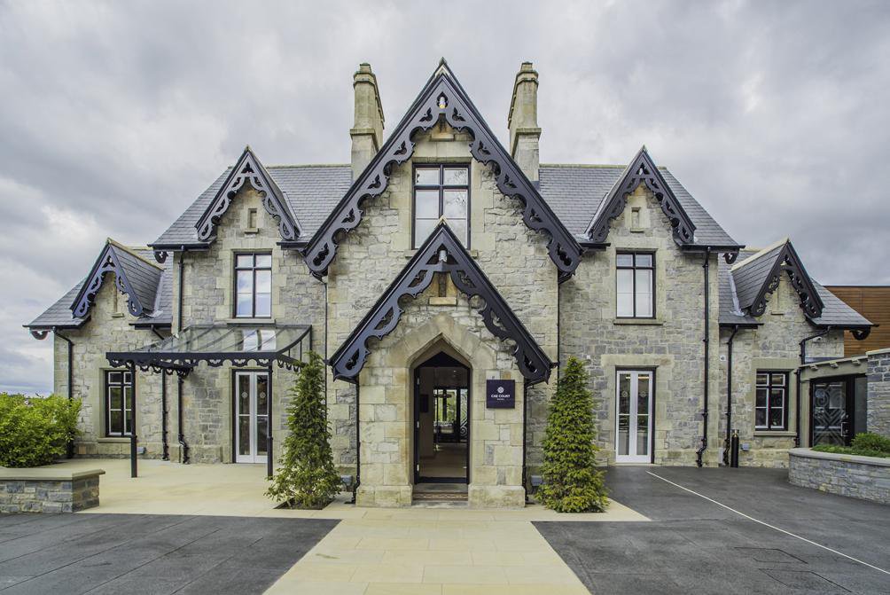 _visitbridgend's tweet photo. There are so many fabulous places to stay in Bridgend.

📷 @CaeCourt is a boutique hotel and restaurant just a few minutes walk from Bridgend Train Station.

#YearofDiscovery #VisitWales https://t.co/ETQTLMdqXq