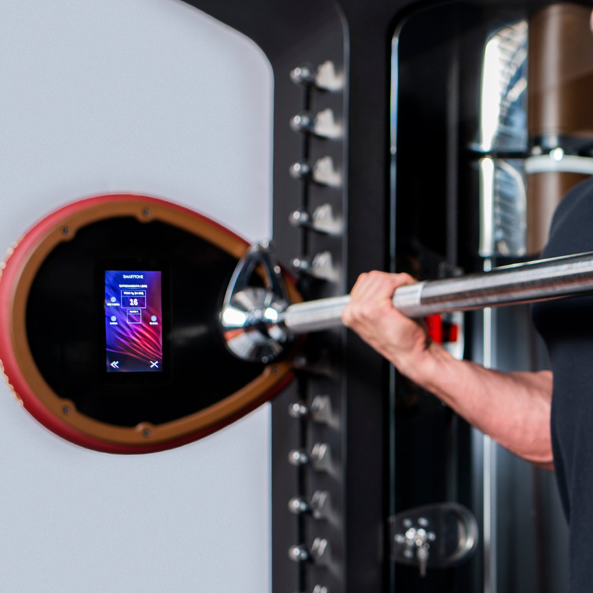 SmarttoneFit's tweet photo. El control en la técnica garantiza una mayor calidad en las repeticiones y la prevención de lesiones. #Nexa te guiará para poder realizar ejercicios ascendentes y descendentes en automático. #NexaRevolution https://t.co/E7pEaJ34Mp
