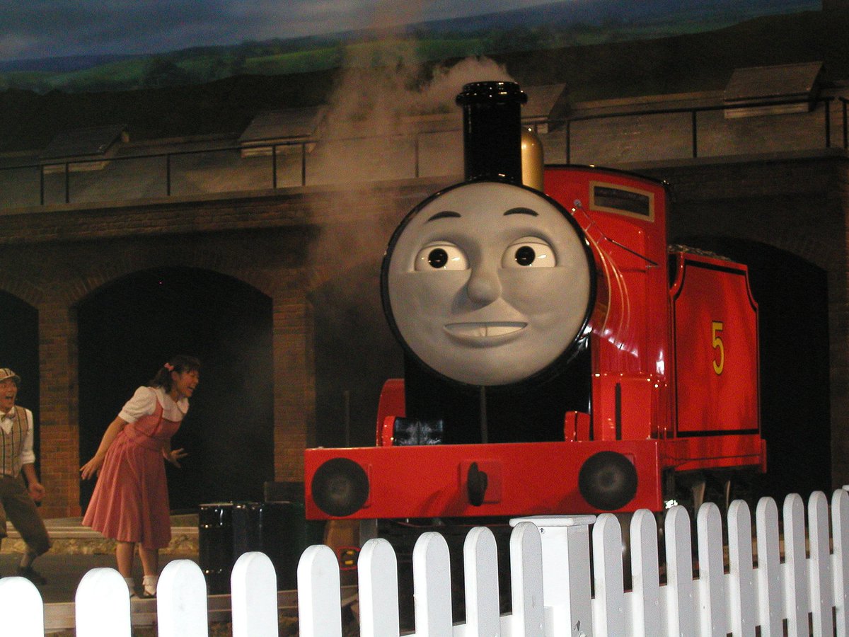 だだんだん 今更ヒスイ地方 ギネスで1番デカい鉄道模型として登録されているらしい きかんしゃトーマスのミュージカルに登場したジェームス T Co J57c1tj9eo Twitter