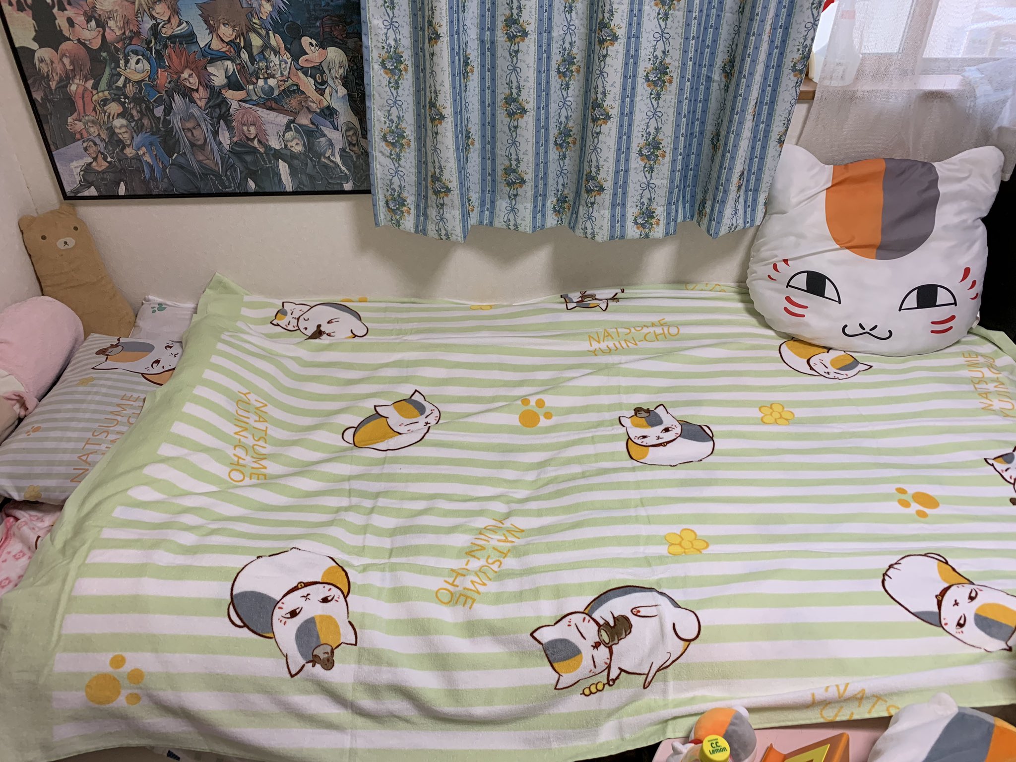 ソラ 今日 しまむらに行ってニャンコ先生のタオルケット買った ๑ ᗜ ๑ 1つしか売ってなくてギリギリセーフ 5月はニャンコ先生のグッズが出すぎて買いきれない W Dvdは予約してたから絶対に欲しい ソラ 今日 しまむらに行ってニャンコ先生のタオルケット買った ๑ ᗜ ๑ 1つしか売ってなくてギリギリセーフ 5月はニャンコ先生のグッズが出すぎて買いきれない W Dvdは予約してたから絶対に欲しい