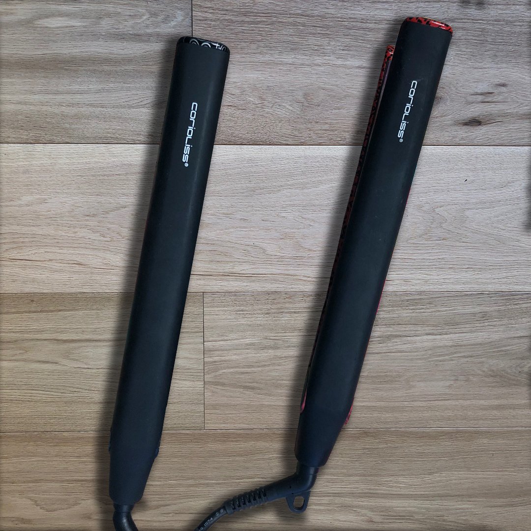 corioliss_es's tweet photo. Súper fácil de usar para alisar, hacer ondas o rizar, la C1 de #Corioliss consigue resultados espectaculares en una sola pasada, incluso en cabellos gruesos y foscos. ¿Qué diseño de estos prefieres? 
▪️️https://t.co/qYalrrBqa0️▪ https://t.co/me96UHmMOq