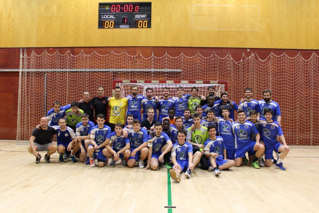 CatHandbol's tweet photo. ⏫ Fases Ascens a #1aEstatal: @UEHCalella i @handbolbanyoles busquen l'ascens a casa 
➡️ https://t.co/UNFaDIkIVf https://t.co/y5197YjJXf