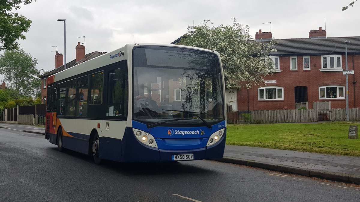 bus_manchester's tweet photo. (Stagecoach Manchester)Alexander Dennis Enviro200 Mini Dart on the #172bus operating by #middletonbusdepot #Stagecoachmanchester https://t.co/gvaRCP3LVq