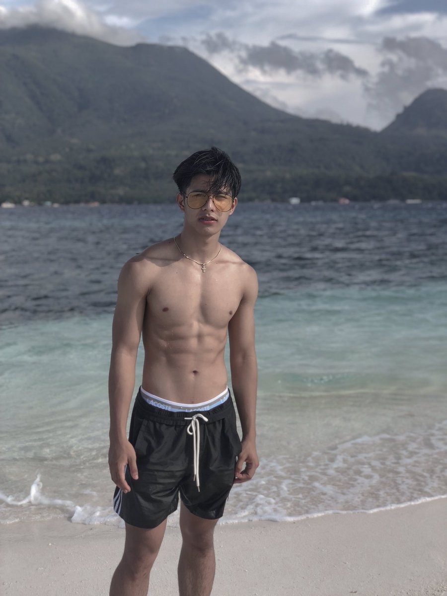 jeffmoses_'s tweet photo. Island boy 🌴 https://t.co/y7kBLhnhVE