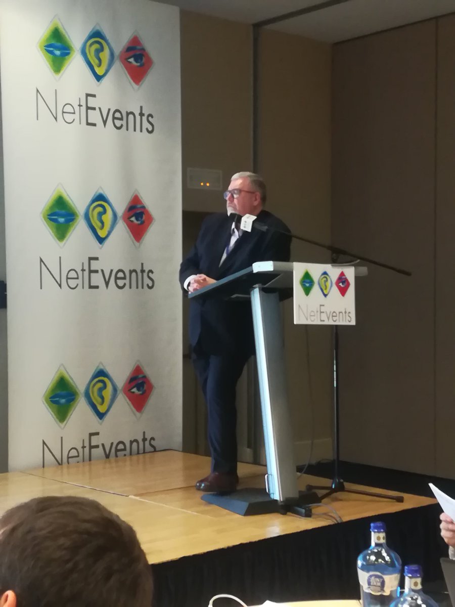 NetEventsTV's tweet photo. Our last debate session this EMEA #NetEvents19 @Bill_Boyle discusses the future of #Banking with @AlooshAras from @NEOMAbs , Gavin Scruby @SmartDebit and @moinavarro @VMware https://t.co/sc4tB8ndUf