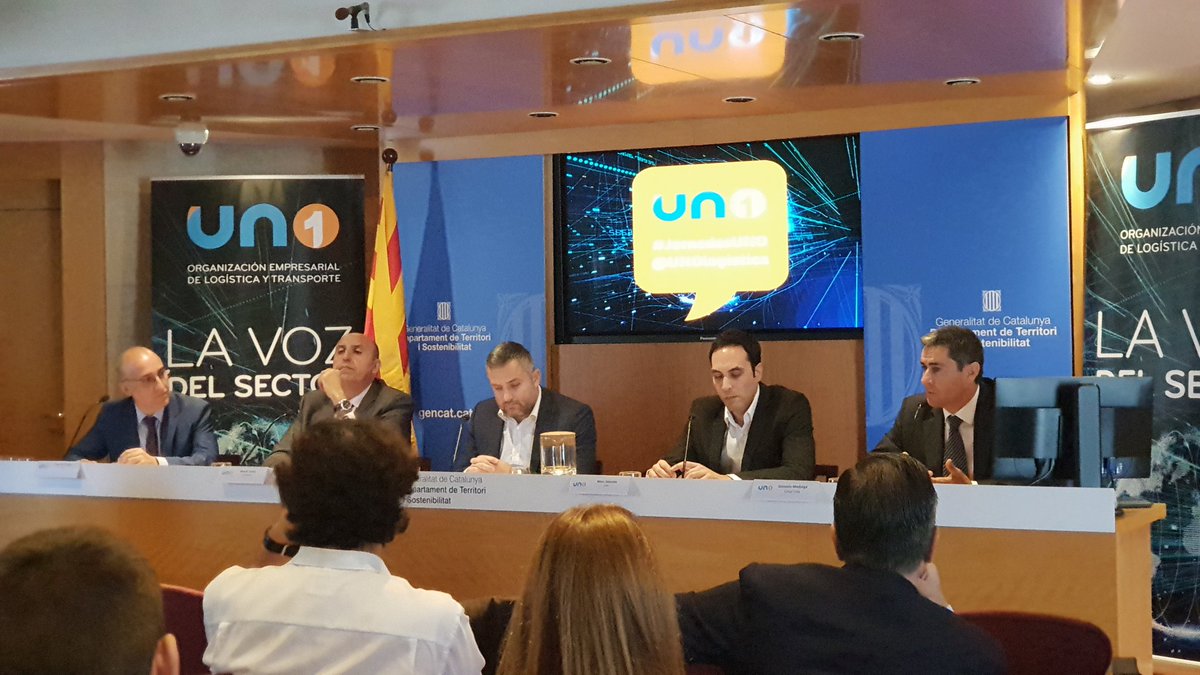 UNO (@unologistica) on Twitter photo #JornadasUNO #Barcelona. "Un matrimonio bien avenido". Así explica <a href="/cclopezbcn/">César Castillo López</a> @FundacionICIL la relación entre <a href="/Moldstock/">Moldstock Logistica</a> y Dake. ¿Las claves? Integración, transparencia, colaboración, confianza y PERSONAS. #CasoDeÉxito #JornadasUNO #Barcelona. "Un matrimonio bien avenido". Así explica <a href="/cclopezbcn/">César Castillo López</a> @FundacionICIL la relación entre <a href="/Moldstock/">Moldstock Logistica</a> y Dake. ¿Las claves? Integración, transparencia, colaboración, confianza y PERSONAS. #CasoDeÉxito