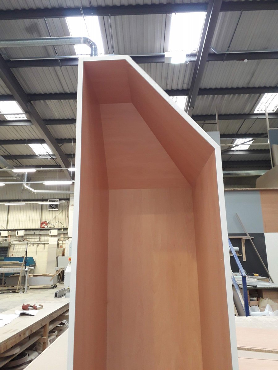 hemingwaydes's tweet photo. Angles No problem 👍

#Bedrooms #Bespoke #furniture https://t.co/hPannRGLHN