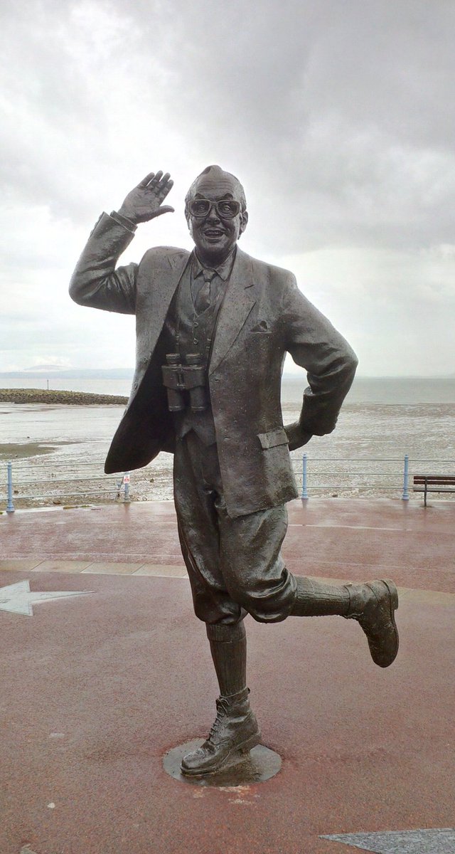 Morecambeafd201's tweet image. Please put in  your calendar.  #Morecambe Armed Forces Day June 29th. Flying display, vintage military vehicles, bands, stalls, please come and show your support.  #MorecambeAFD19 #Morecambe #event #familyfriendly @PoppyLegion @ArmedForcesDay