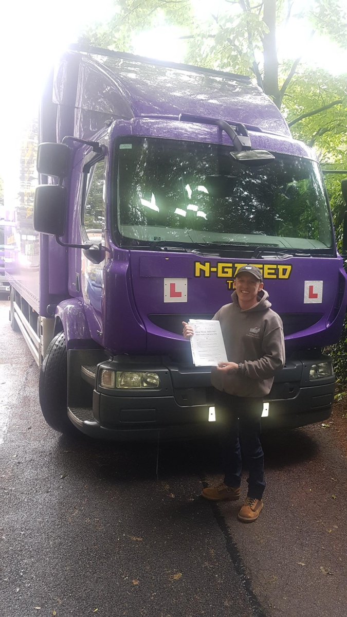 NGagedTraining's tweet image. Congratulations to Tom on passing his LGV Cat. C driving test yesterday.
Well done Tom!

#Passed #LogisticsTraining