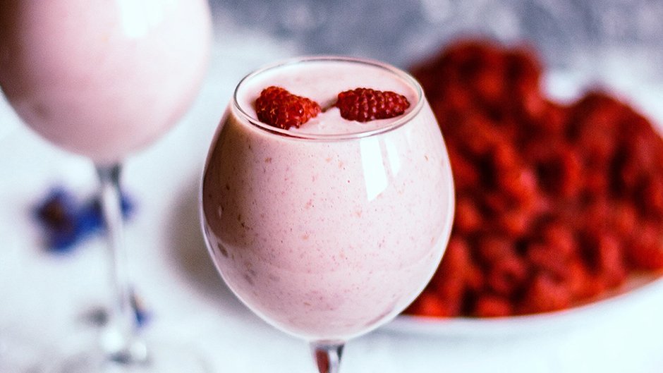 balancedgrub's tweet image. What's the story morning smoothie?🍓🌸 MAKE IT NOW👇
#smoothies #guthealth #lowFODMAP #RecipeOfTheDay 
bit.ly/lowfodmapsmoot…